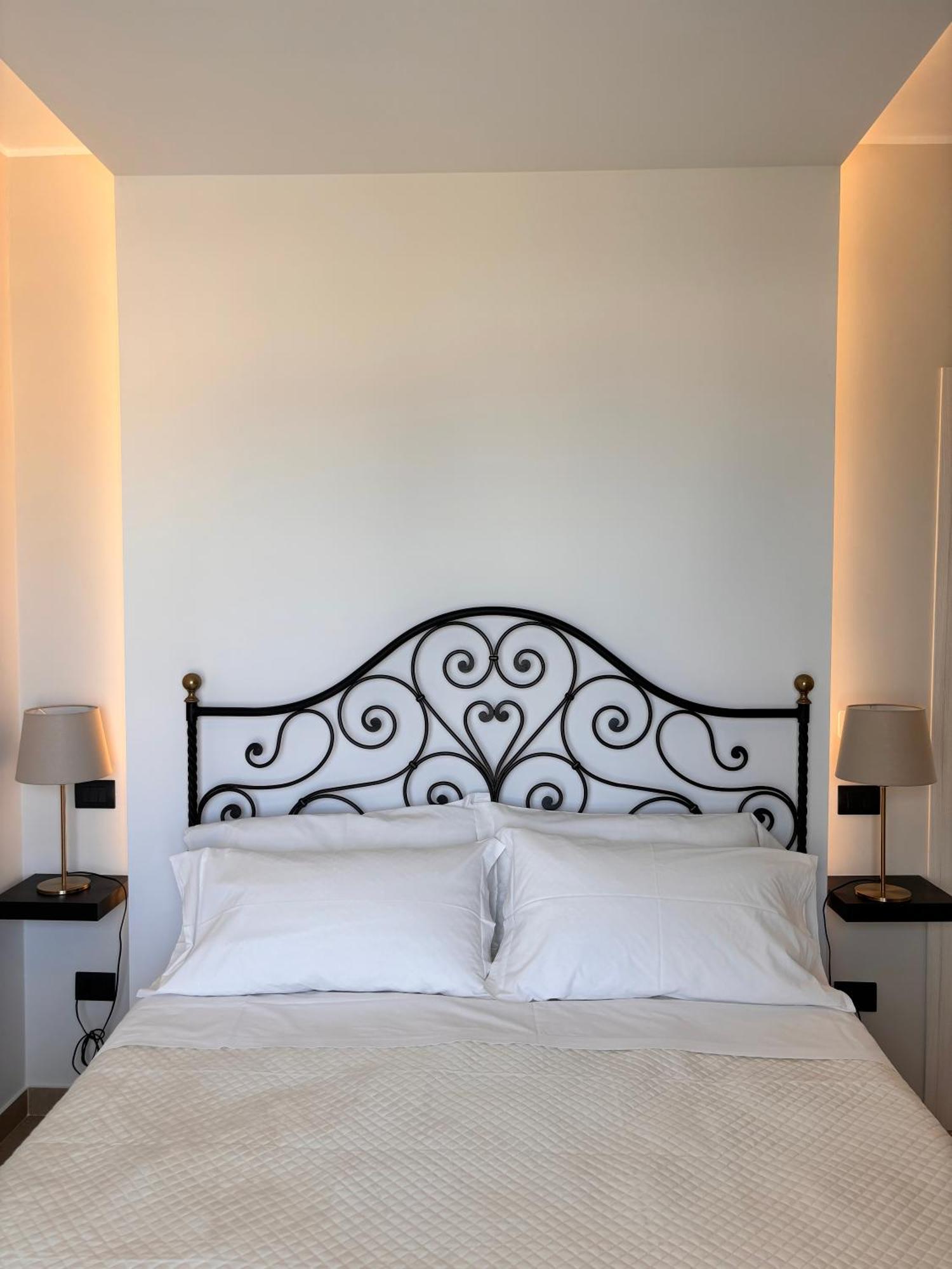 Ig - "Villa Don Antonio" Apartments Giardini Naxos Exteriér fotografie