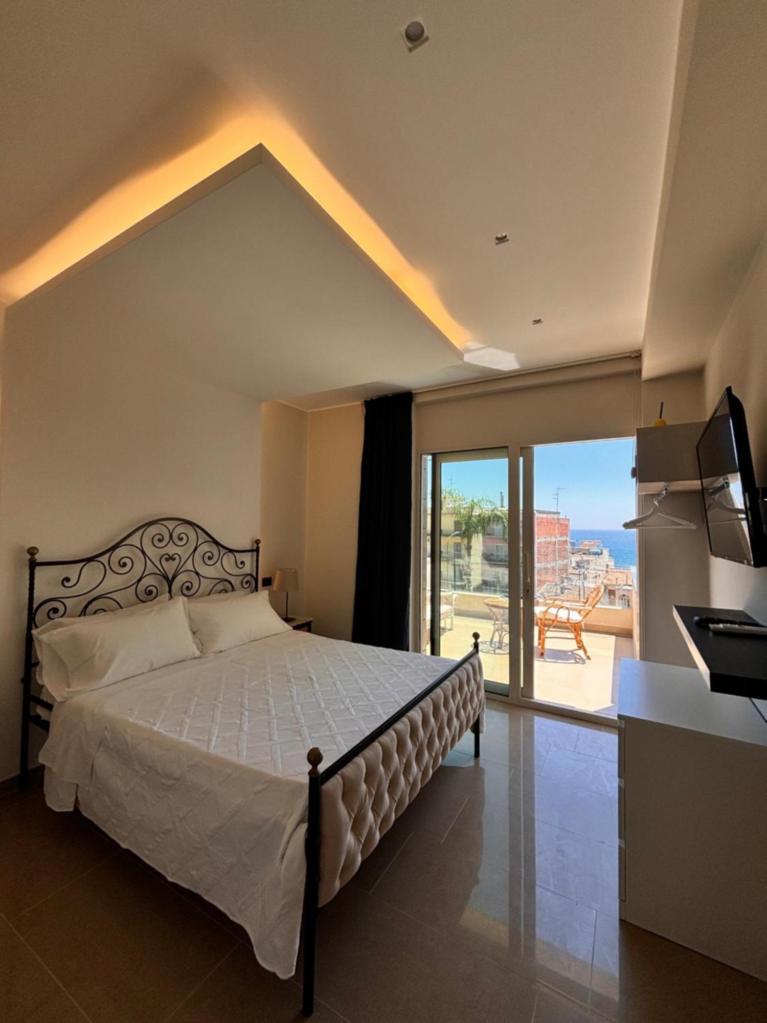 Ig - "Villa Don Antonio" Apartments Giardini Naxos Exteriér fotografie