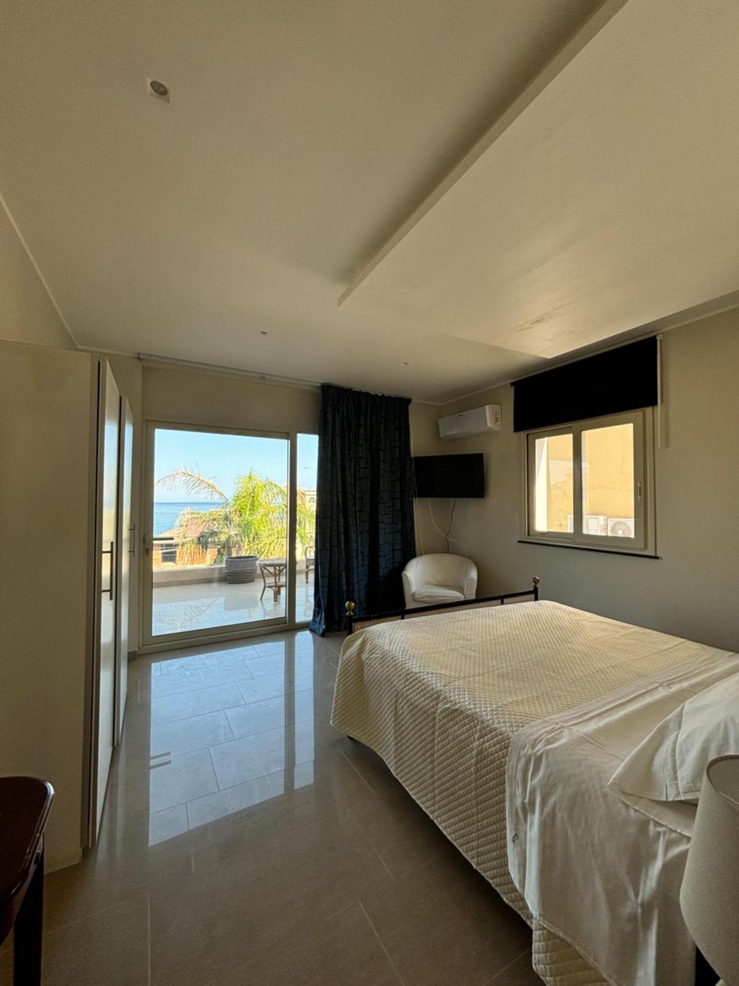 Ig - "Villa Don Antonio" Apartments Giardini Naxos Exteriér fotografie